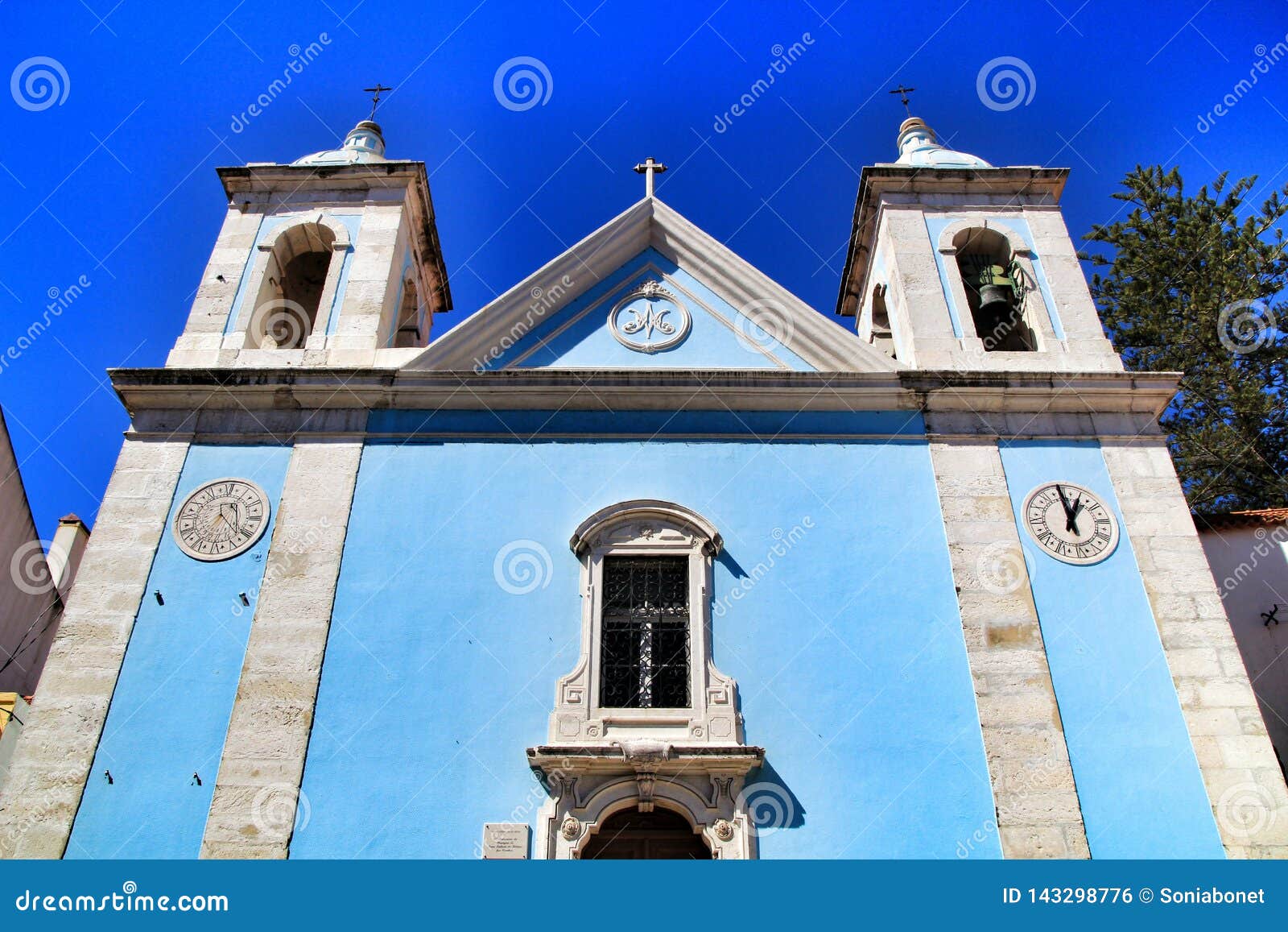 Nossa Senhora Faz a Igreja De Bom Sucesso Em Cacilhas Foto de Stock -  Imagem de deco, calmante: 143298776