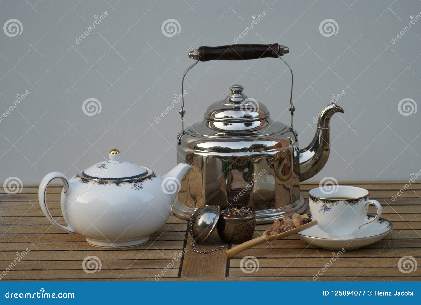 nostalgia tea kettle