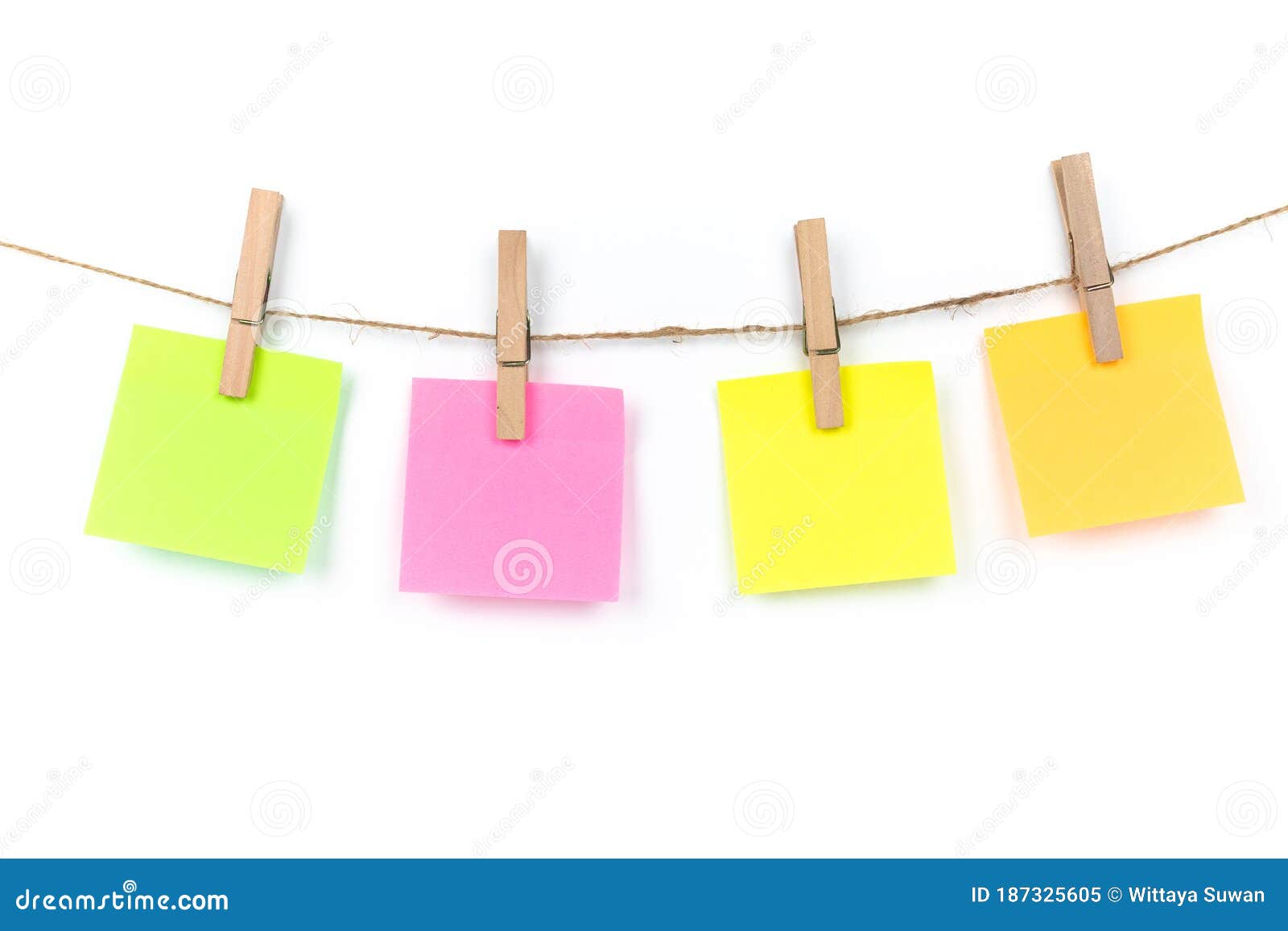 Waarschuwing bewonderen waarom Note Pad in Many Colors, Hang with Rope, Have Clothes Peg, Copy Space for  Letters and Texts Stock Image - Image of laundry, colorful: 187325605
