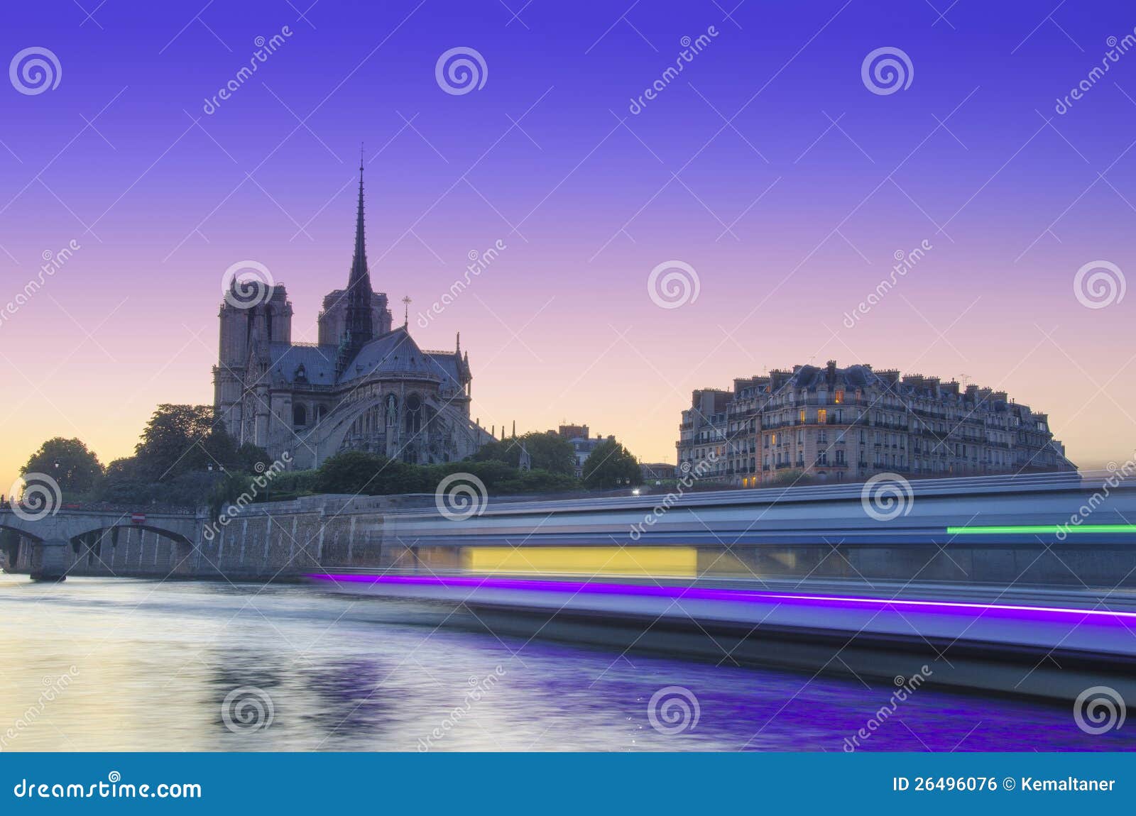 Notre Dame al tramonto Parigi, Francia