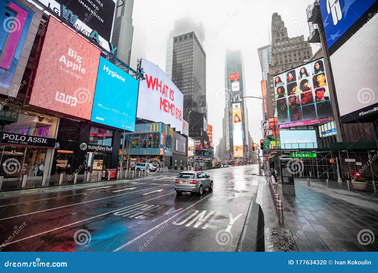 Nova Cidade Iorque Eua Abril 2020 Ruas Vazias Centro Manhattan — Fotografia  de Stock Editorial © littleny #365516030