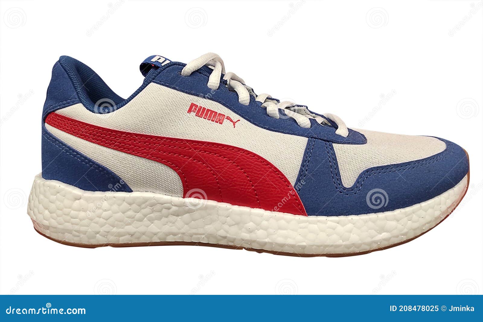 Bạn đam mê chạy bộ? Chào đón giày chạy bộ PUMA với thiết kế thời trang và chất lượng tuyệt vời. Sản phẩm sẽ giúp bạn tăng cường hiệu suất và sự thoải mái khi chạy.