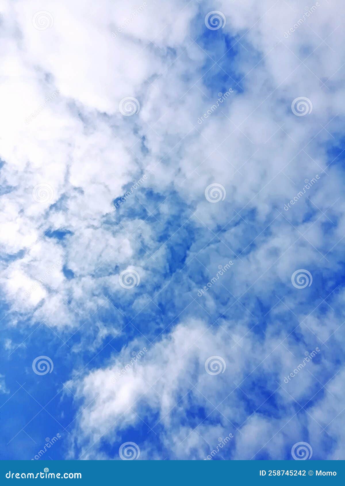 https://thumbs.dreamstime.com/z/nuage-en-coton-258745242.jpg