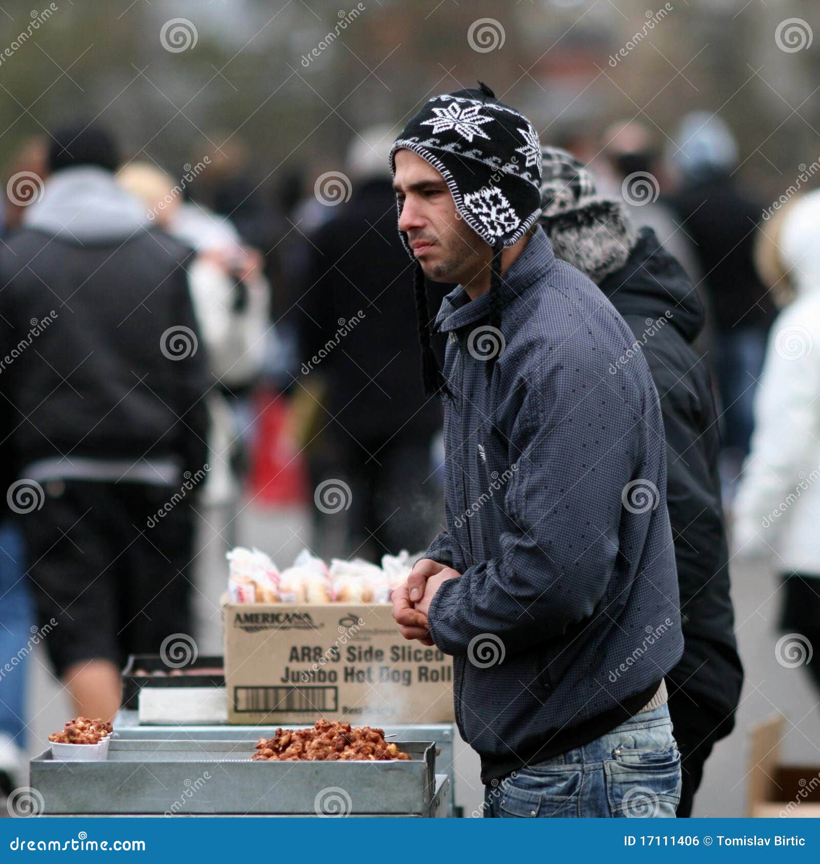 Nuts Seller editorial photo. Image of nuts, food, hands 17111406