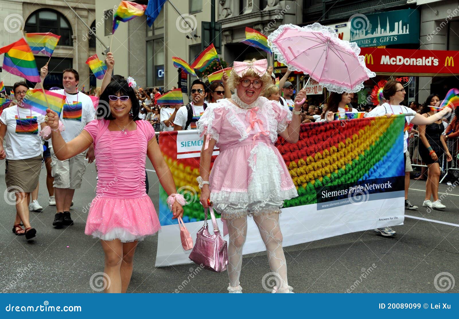 PODVODY S GAY ZOZNAMOVACÍMI APLIKÁCIAMI