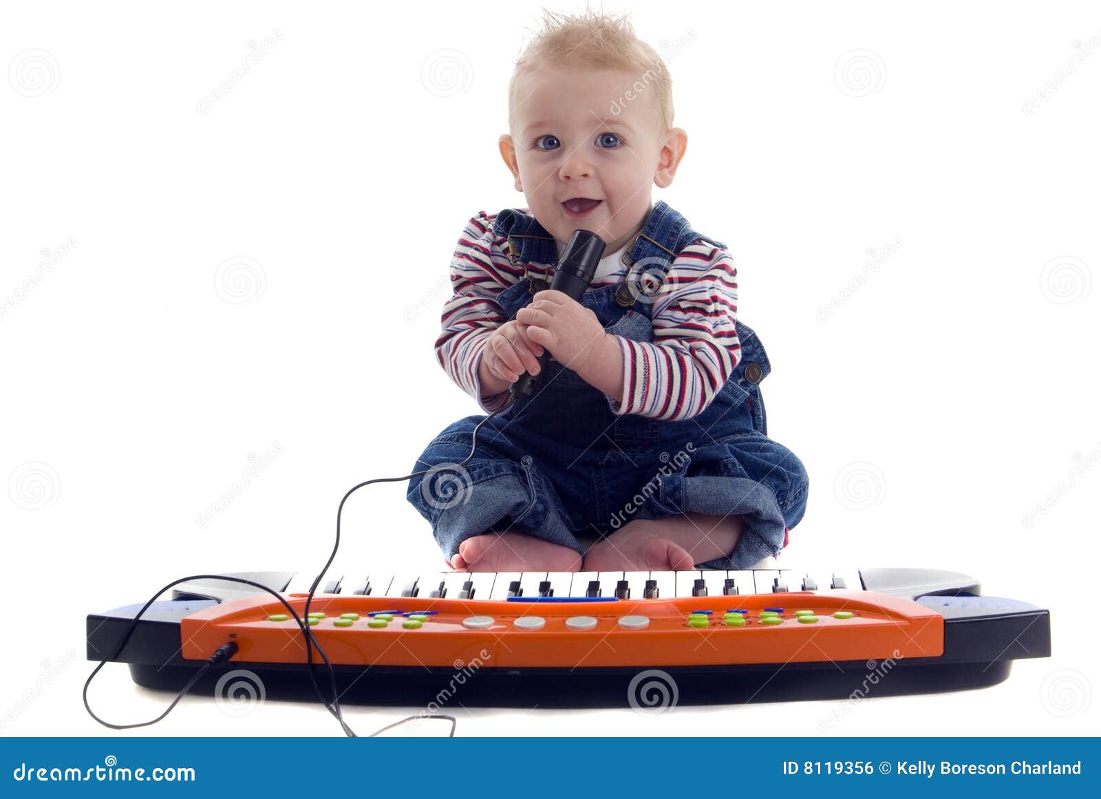 Música Do Jogo Do Bebê No Teclado De Piano Imagem de Stock - Imagem de  tecla, fofofo: 32437709