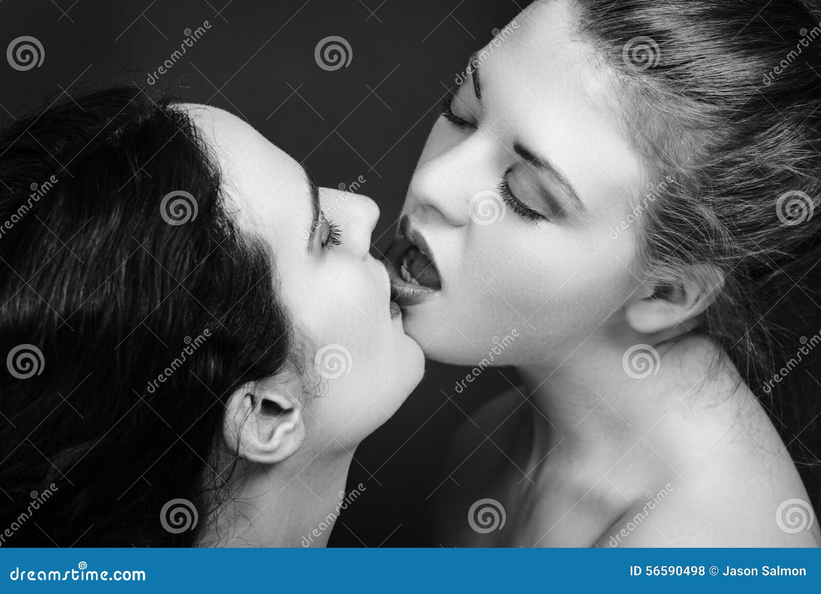 Women kissing women photos