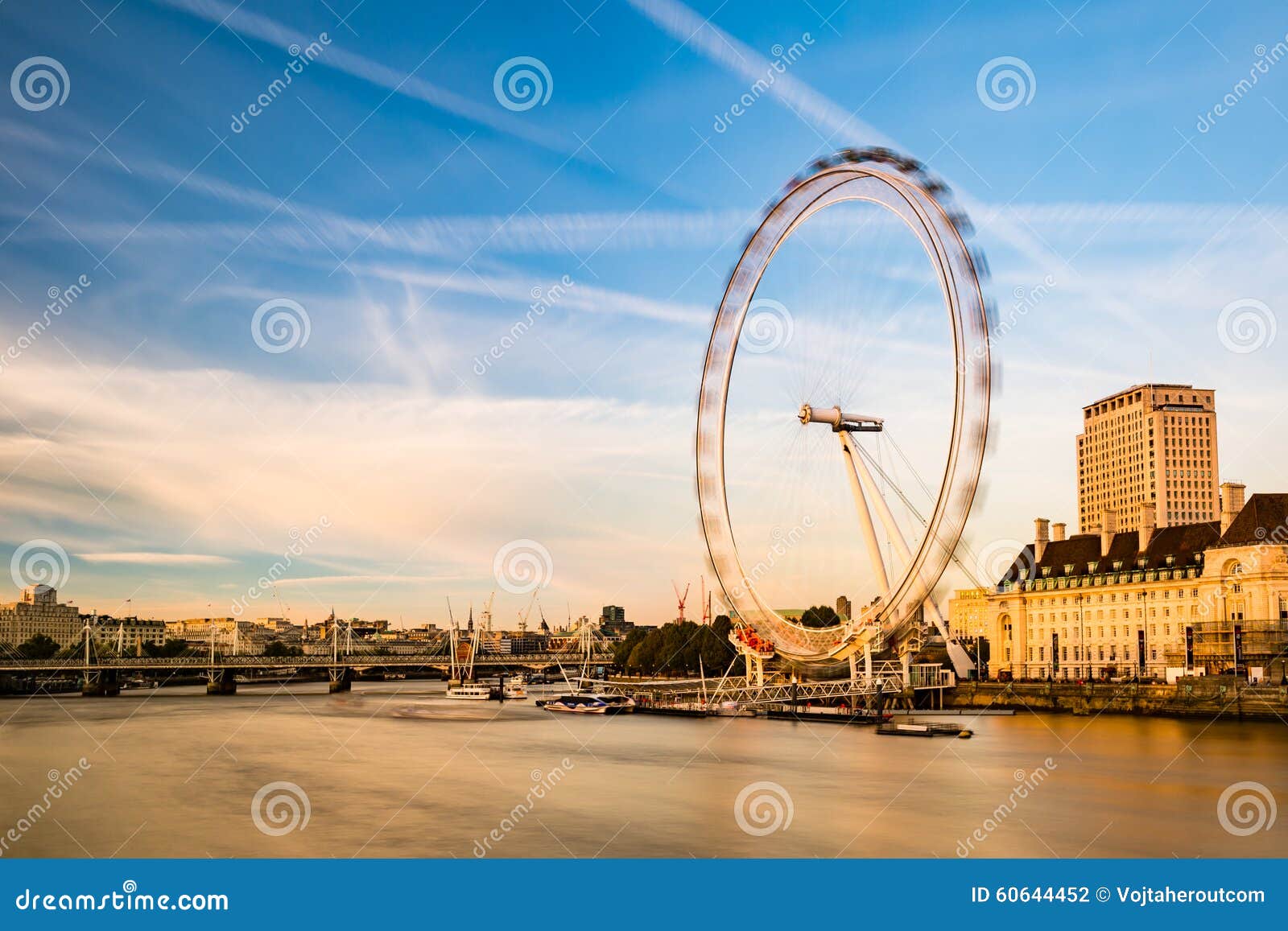 O Olho De Londres Durante O Por Do Sol Fotografia Editorial - Imagem de