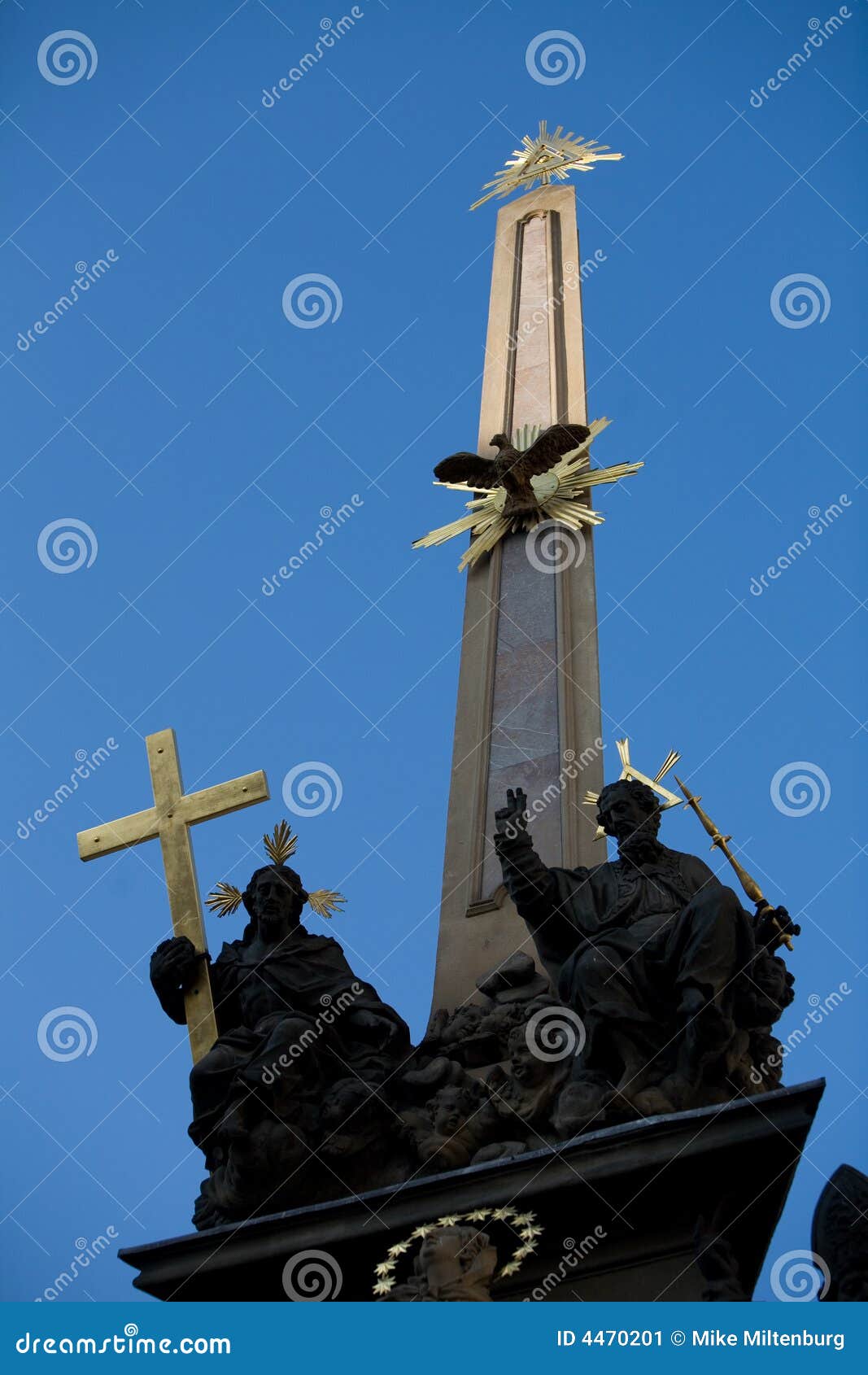 O olho deVista. Uma estátua com todo o olho de vista em Praga, a república checa