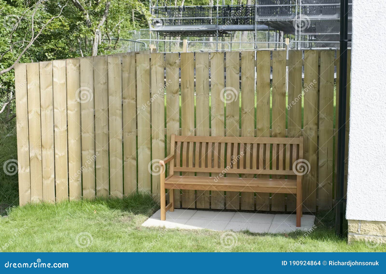 Oak Wooden Garden Seat Bench On House Lawn Stock Photo Image Of Clean Plant 190924864