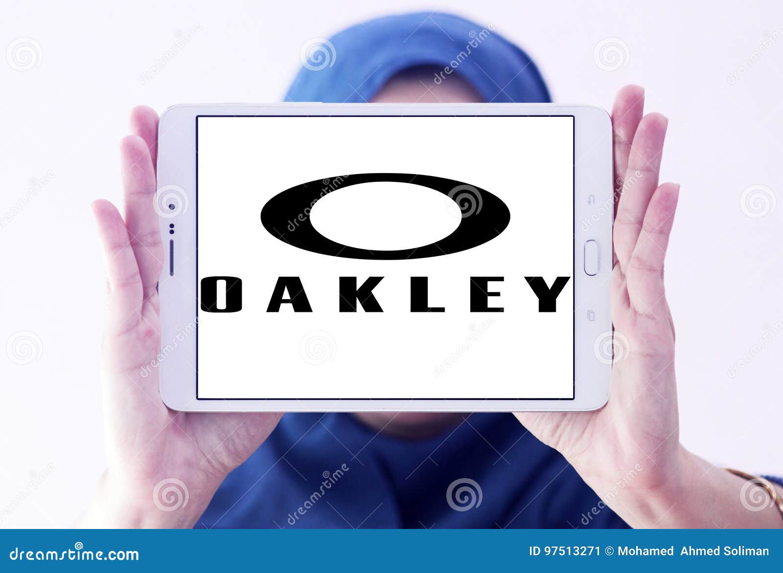 Oakley Logo