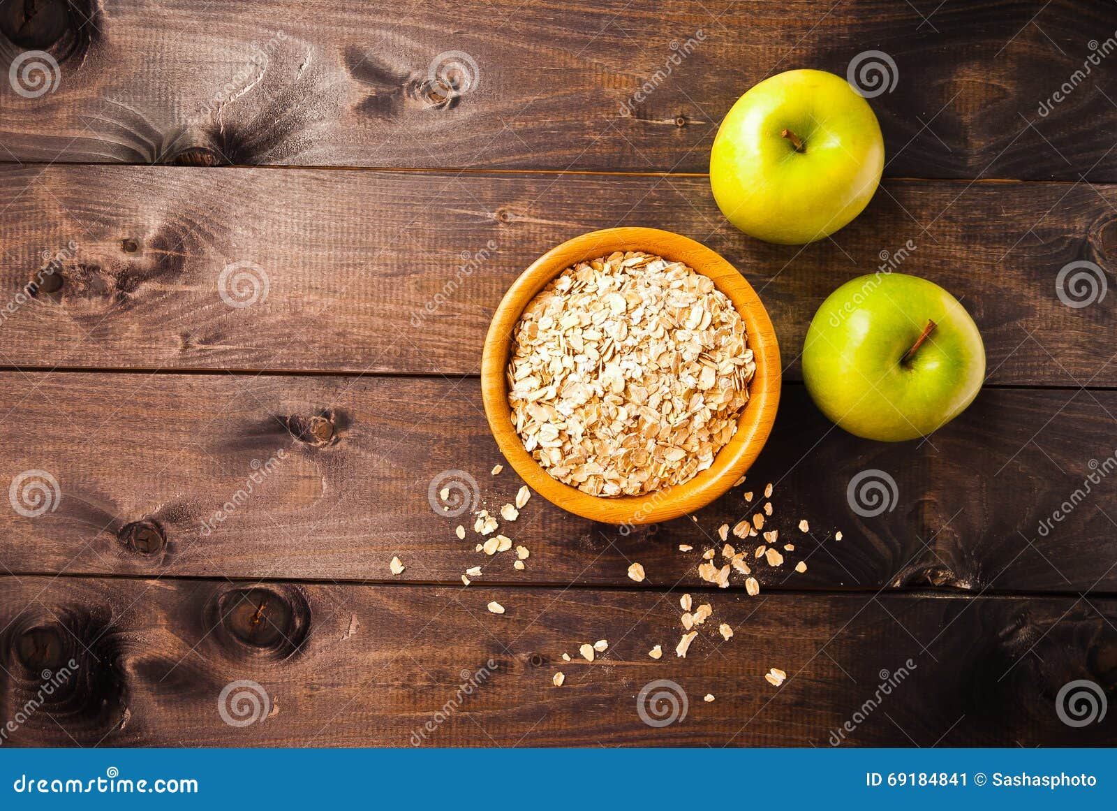 Oat Flakes in Bowl and Two Apples Stock Image - Image of breakfast ...