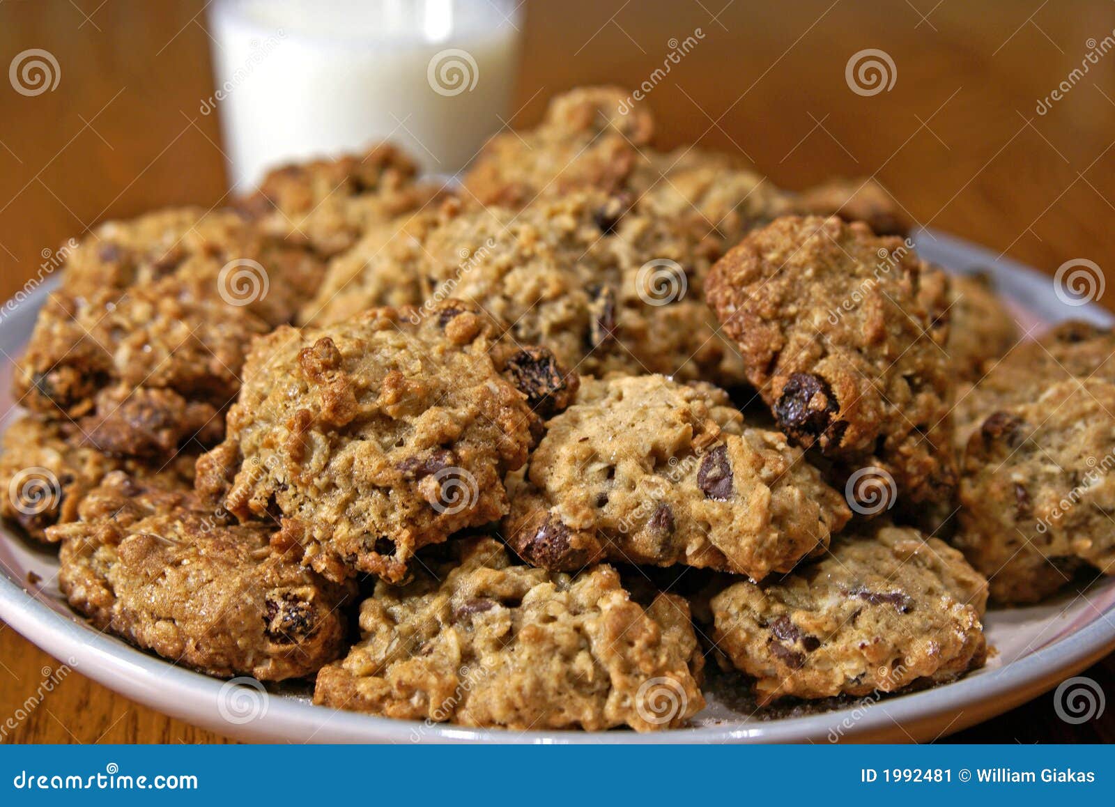Oatmeal Cookies and Milk stock image. Image of fresh, cookies 1992481