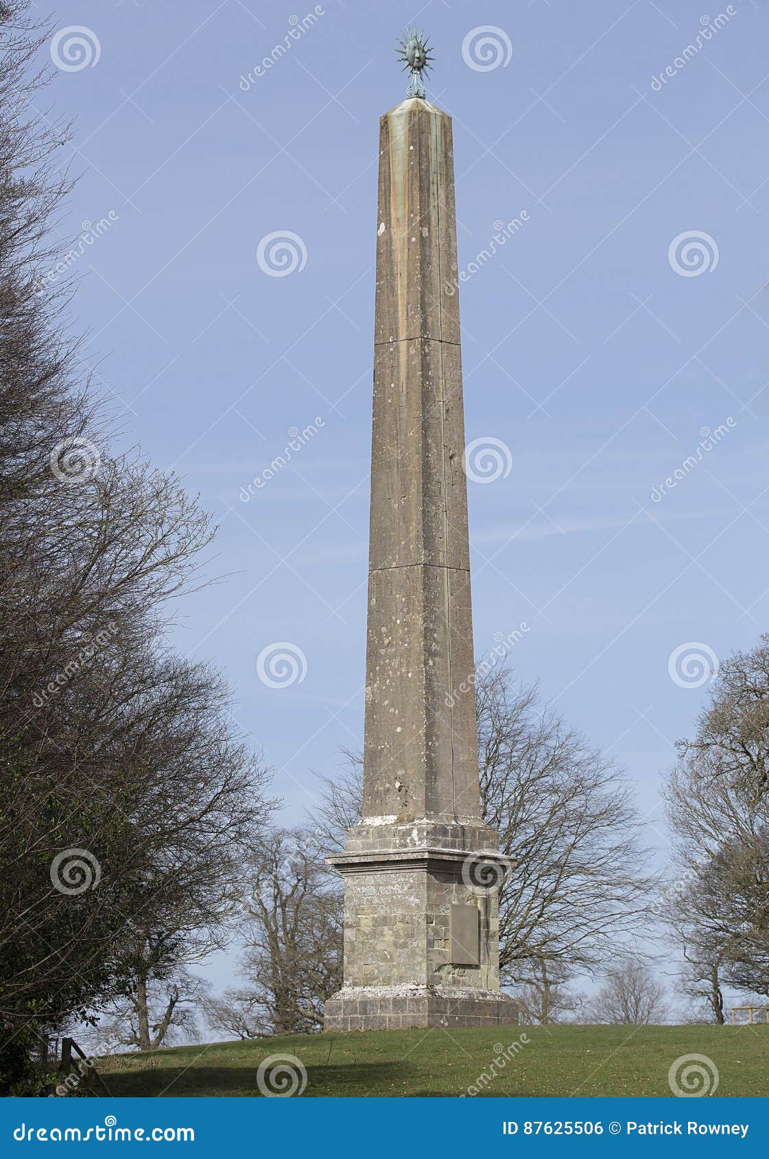 Obélisque De Jardin De Stourhead Photo stock - Image du jardin, jardins:  87625506