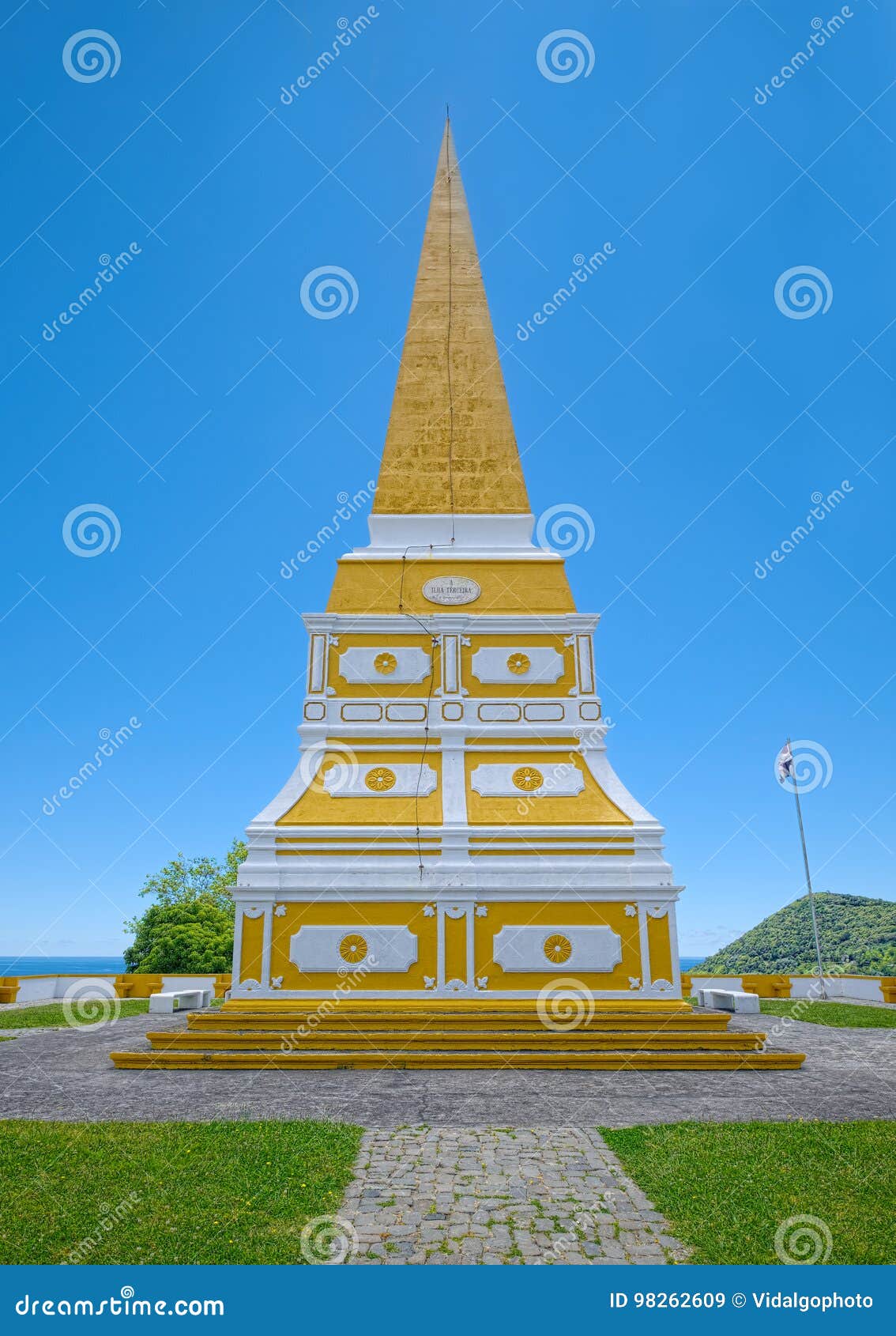 obelisk in alto da memoria, angra do heroismo, terceira island, azores