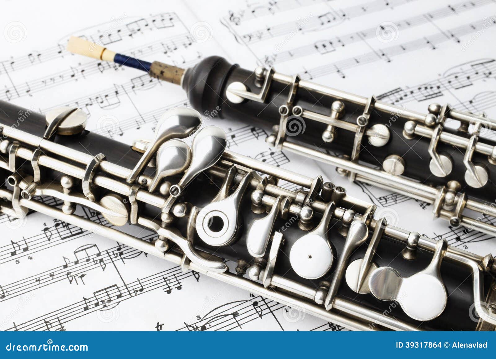 Oboe För Klassisk Musikinstrument Arkivfoto Bild av anmärkningar