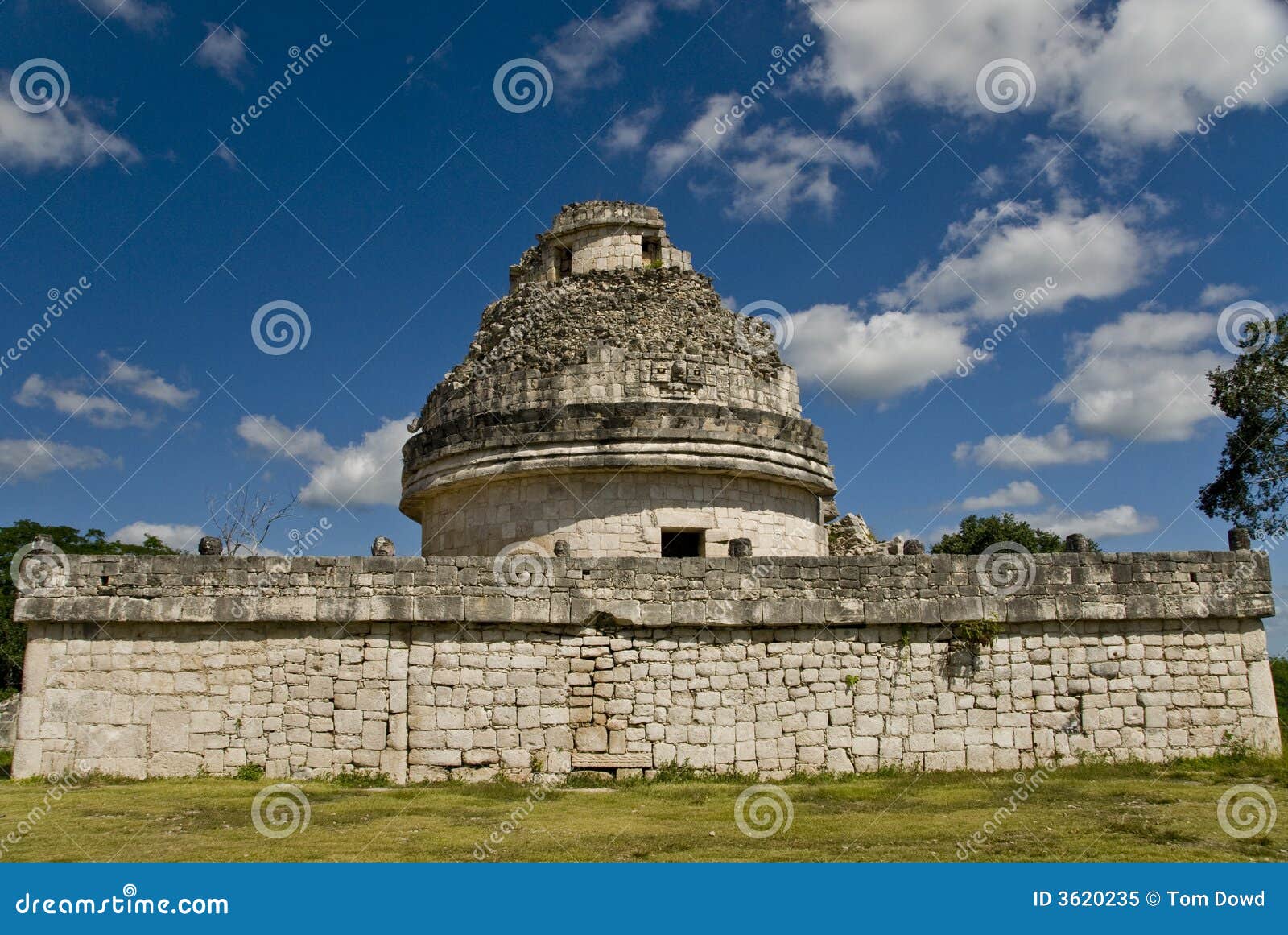 observatory ruins at chichen itza mexico