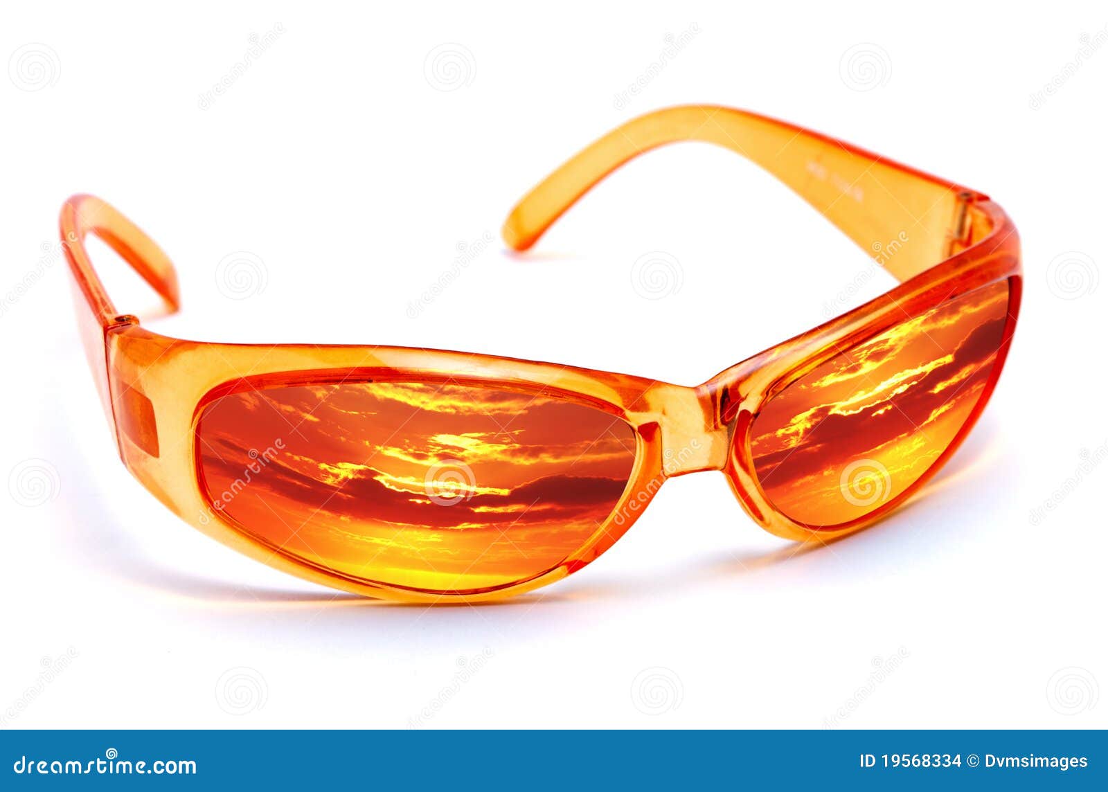 occhiali da sole arancioni rettangolari