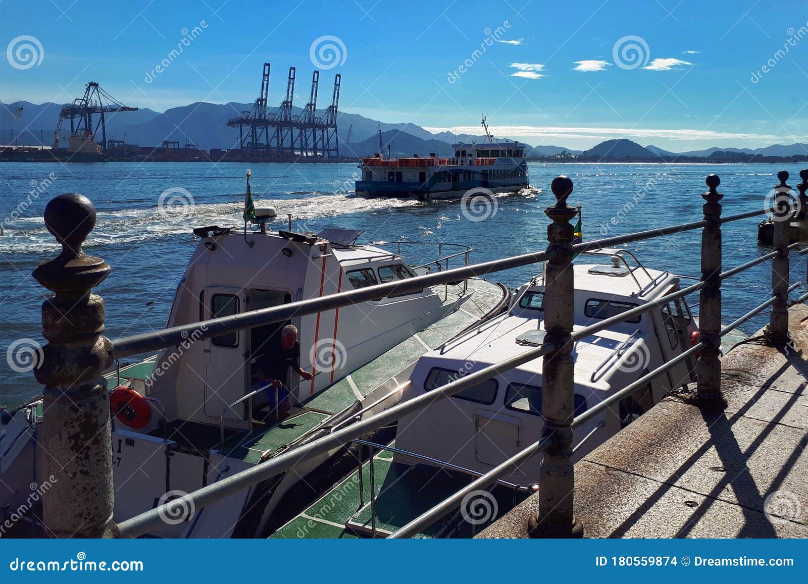 the ocean is cowded of ships in santos.