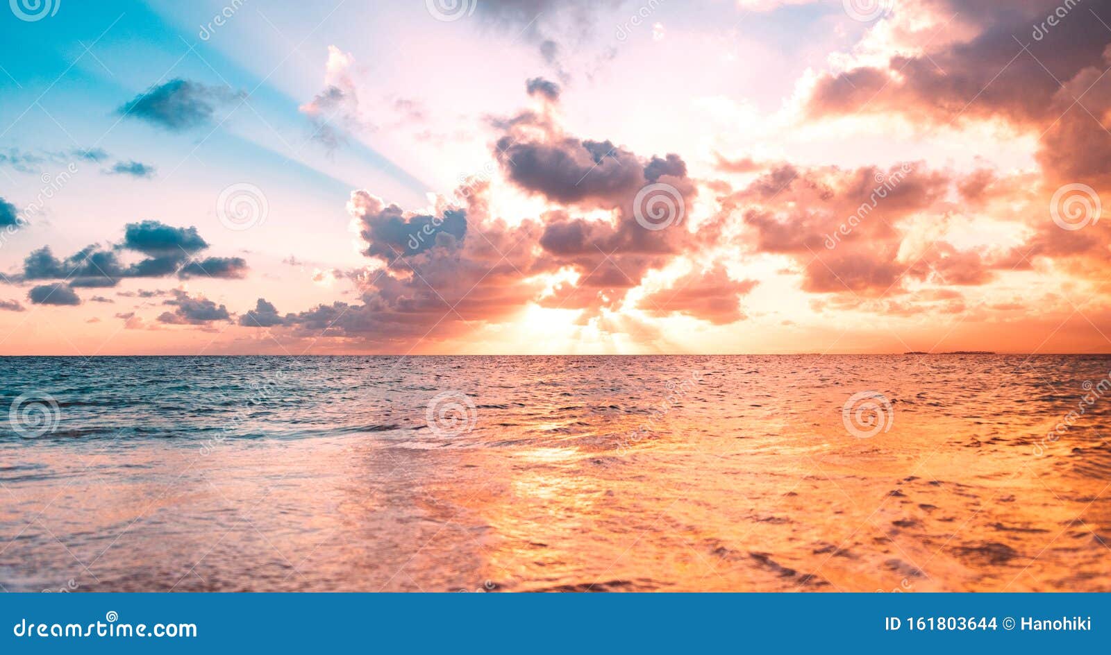 Ocean Sunset Sky Background with Colorful Cloud Stock Photo - Image of  peaceful, ocean: 161803644