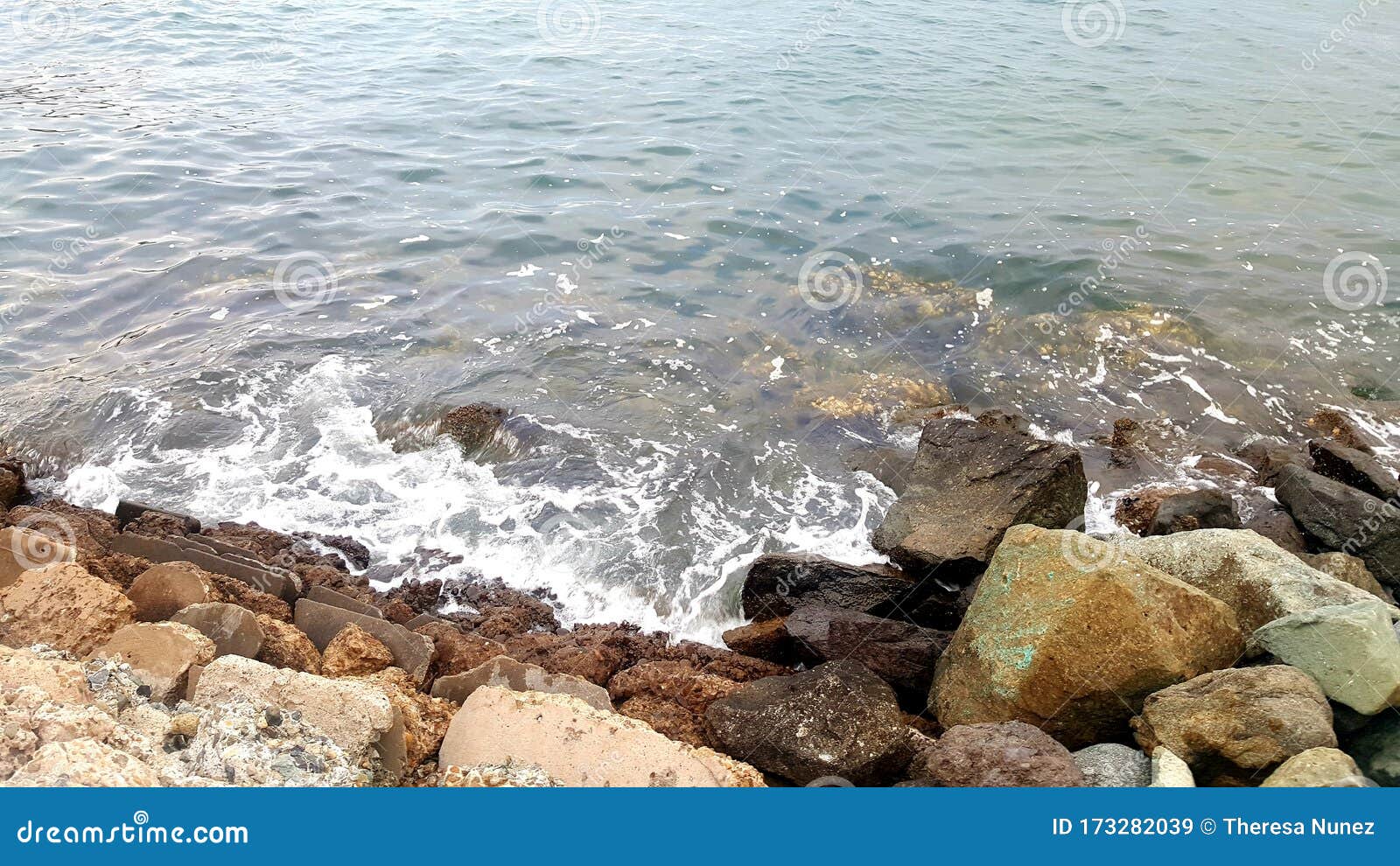 Ocean Waves Crashing on Rocks. San Diego, VA Stock Image - Image of ...