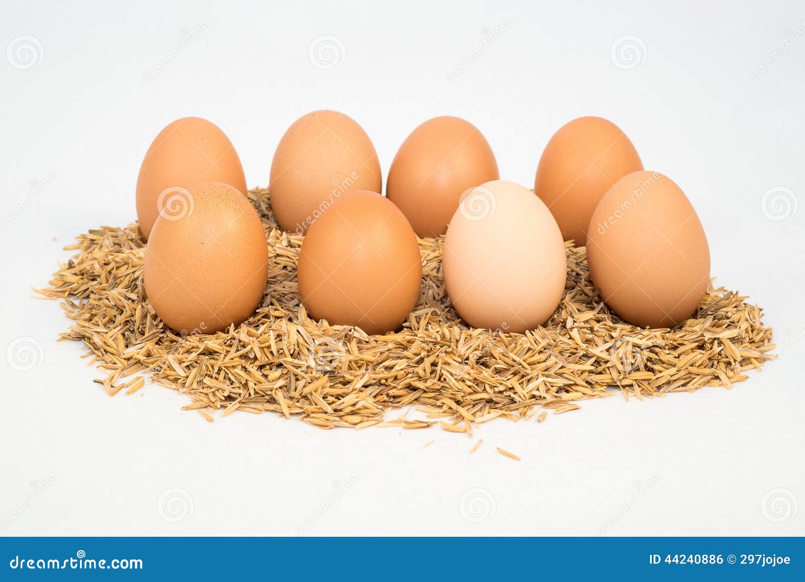Отруби яйцо. Восемь яиц. Яйцо 8 штук. Реклама отруби яйцо. Яйца 8 шт упаковка.
