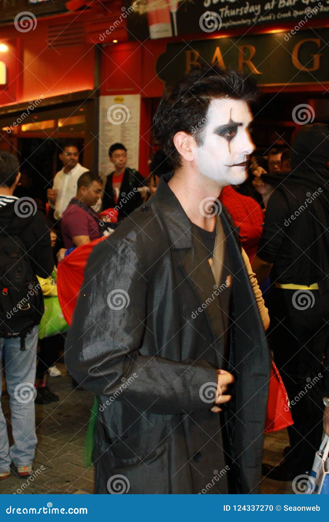 31 Oct 2010 , Halloween in Hong Kong Editorial Image Image of retail