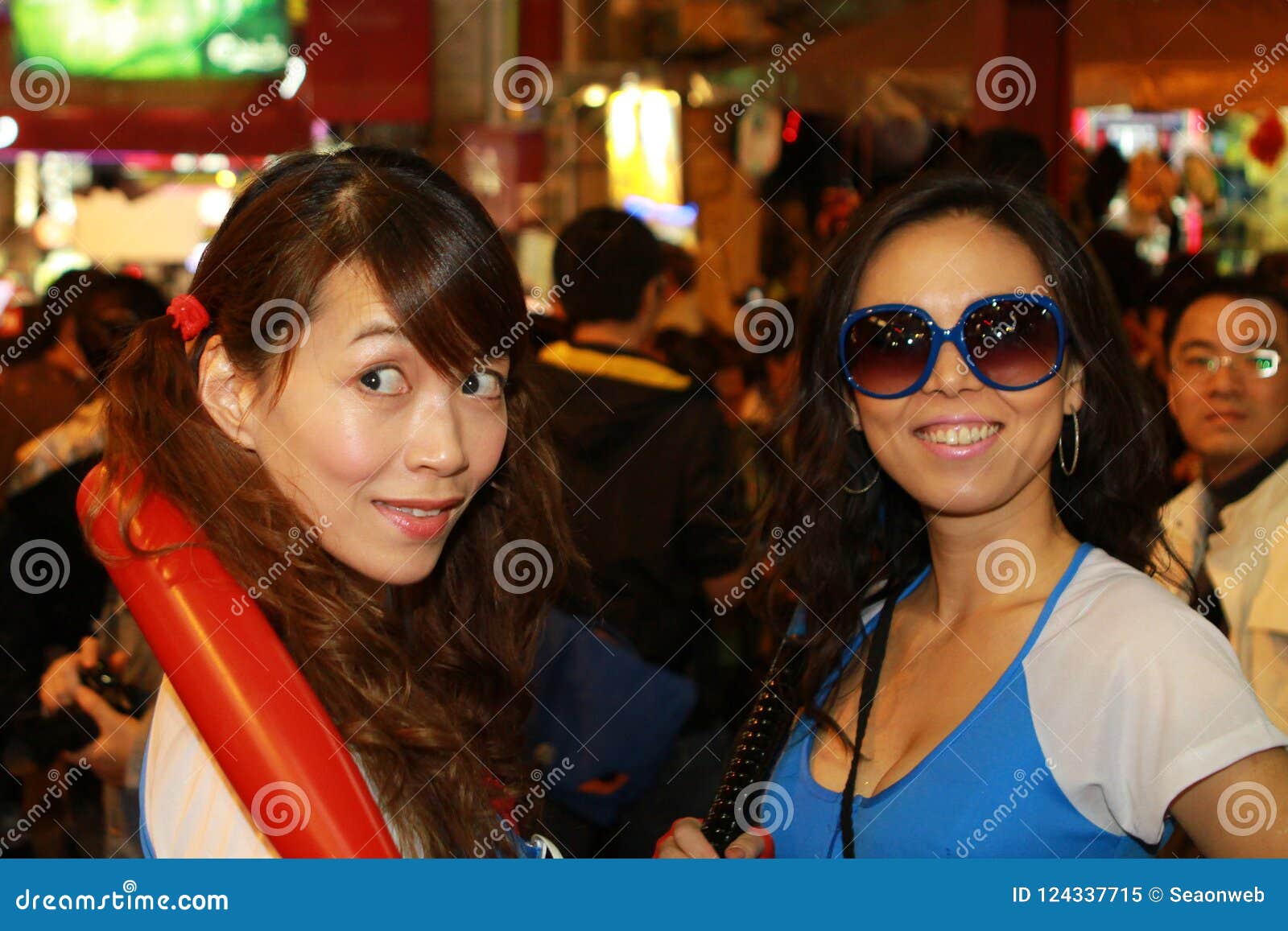 31 Oct 2010 , Halloween in Hong Kong Editorial Image Image of costume