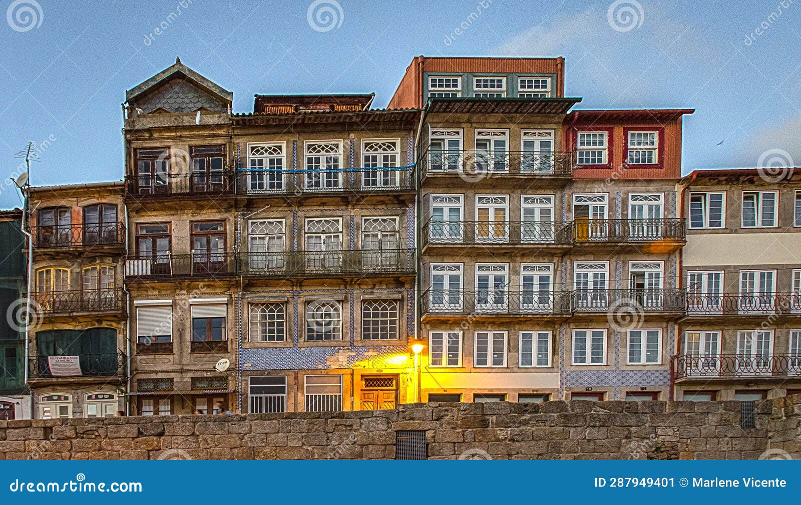 octubre 2013. nice facades of the city of porto. portugal