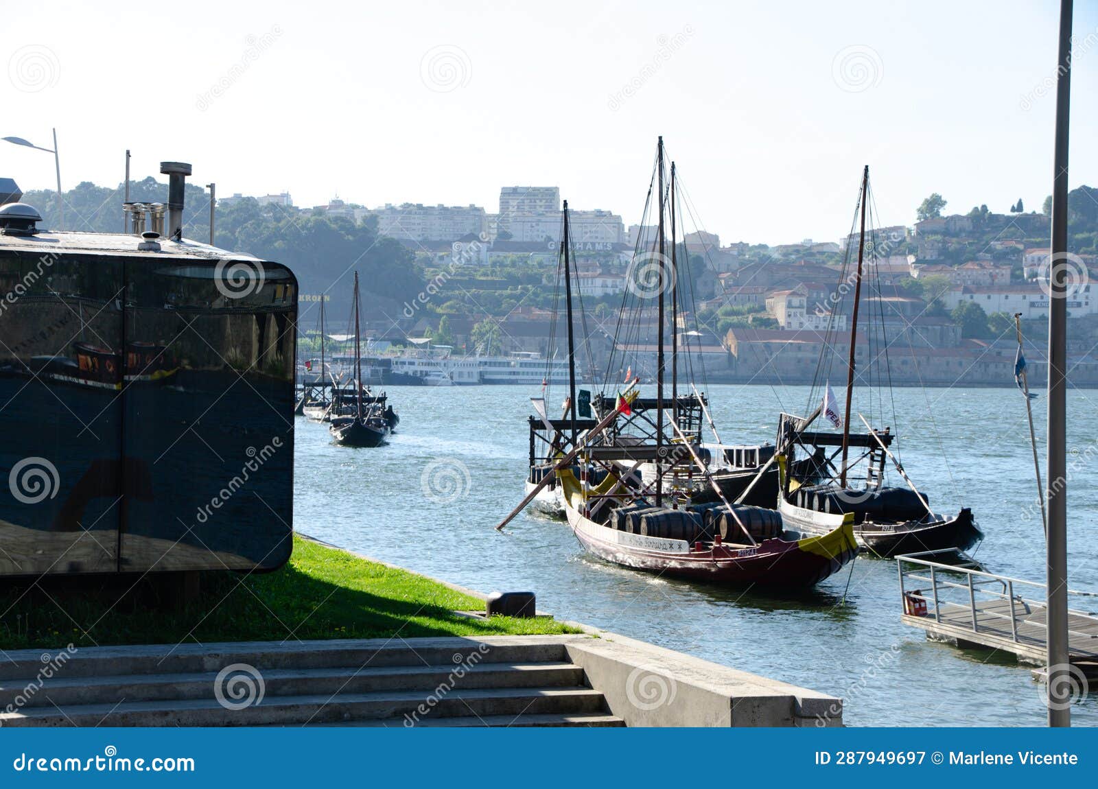 octubre 2013. views of the port of porto. portugal