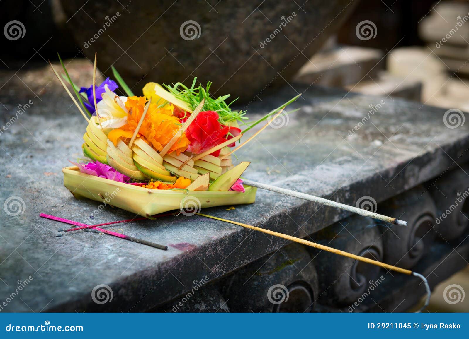 offerings to gods in bali