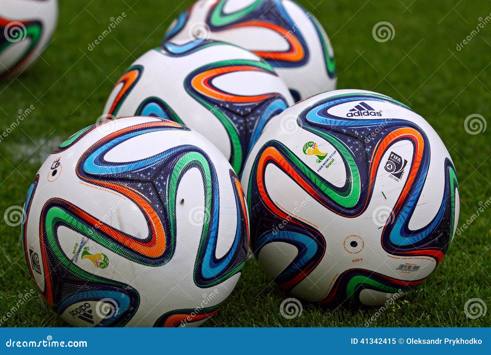 Official FIFA 2014 World Cup Balls (Brazuca) Editorial Image - Image of  bright, brasil: 41342415