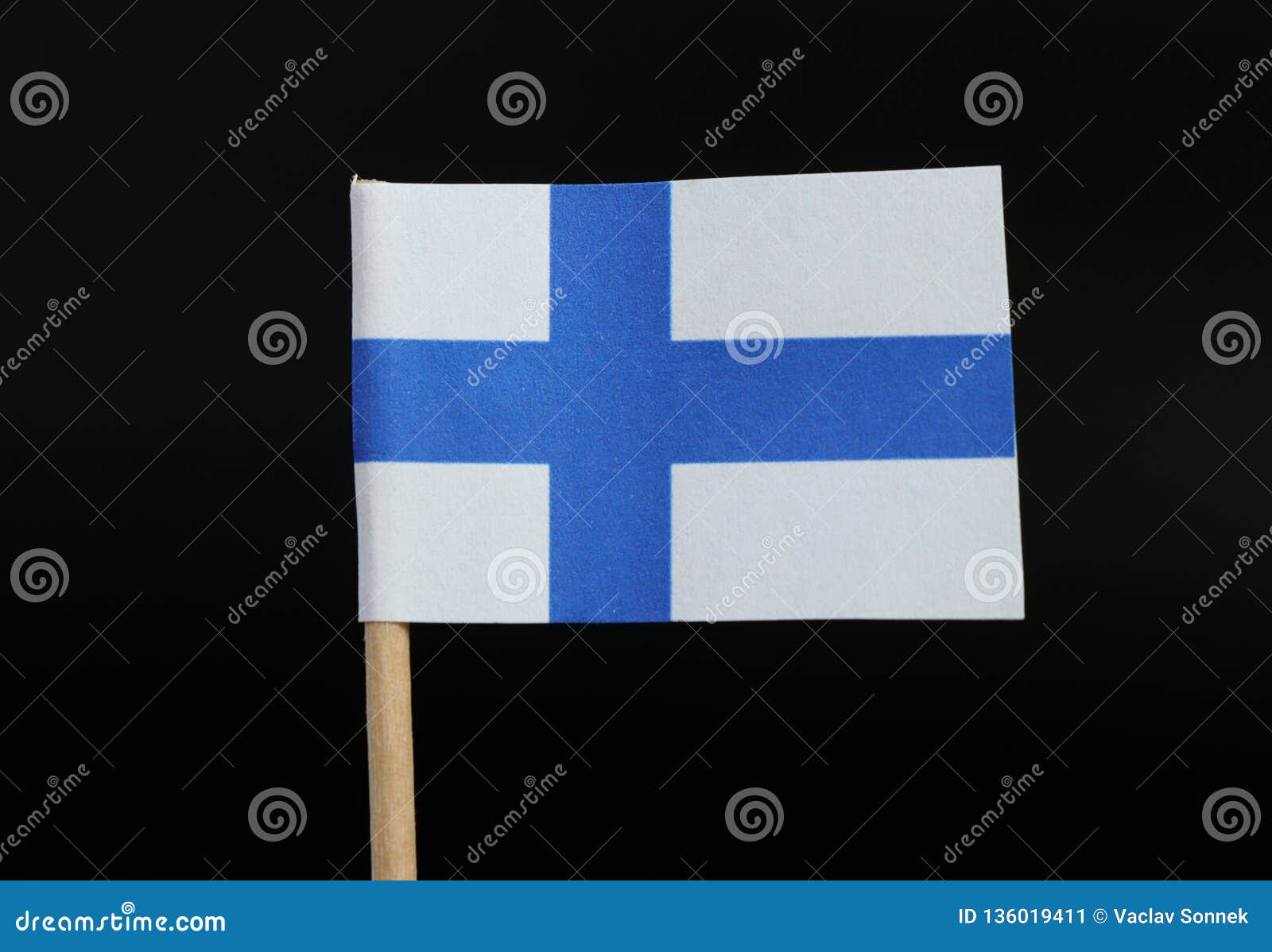 Flag of Finland - Lá cờ của Finland được thiết kế đơn giản nhưng vô cùng ấn tượng với màu xanh sắc vàng và dấu tích của sao. Đây là một lá cờ đầy tinh thần của đất nước, đại diện cho sự hiện đại, sáng tạo và niềm vui trong cuộc sống. Hãy cùng xem thêm hình ảnh đẹp về lá cờ Finland để khám phá sự tuyệt vời của nó.