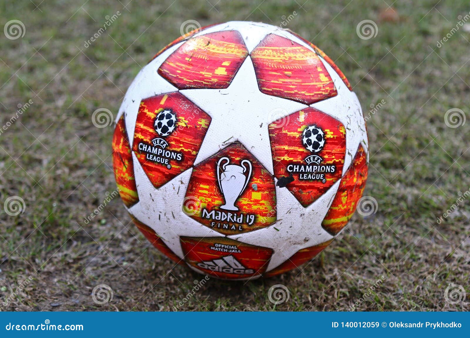 champions league 2019 final ball