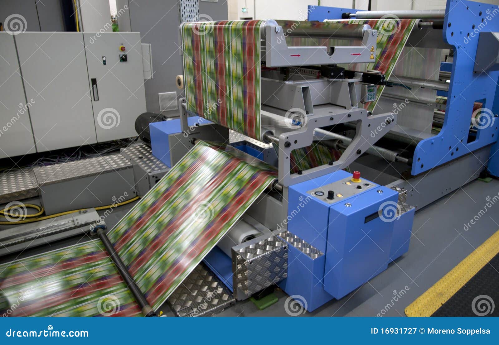 offset press printing for labels