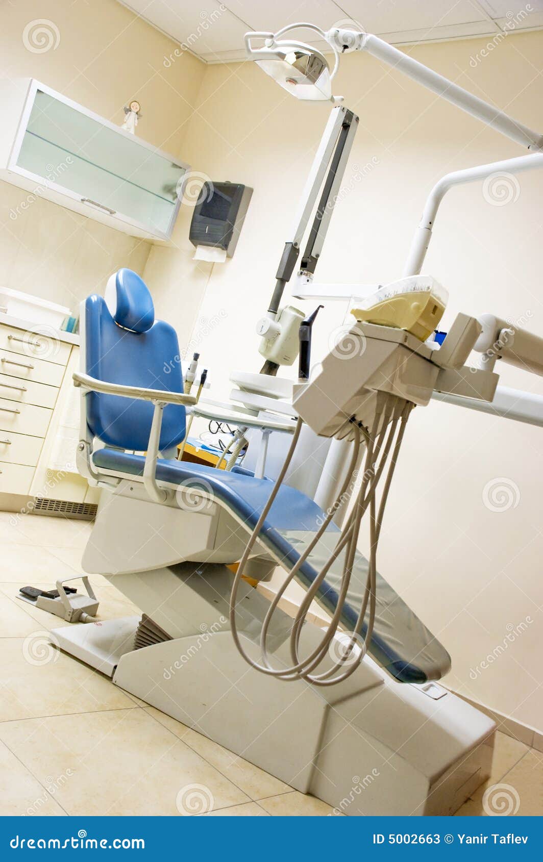 Oficina del dentista imagen de archivo. Imagen de muebles 5002663