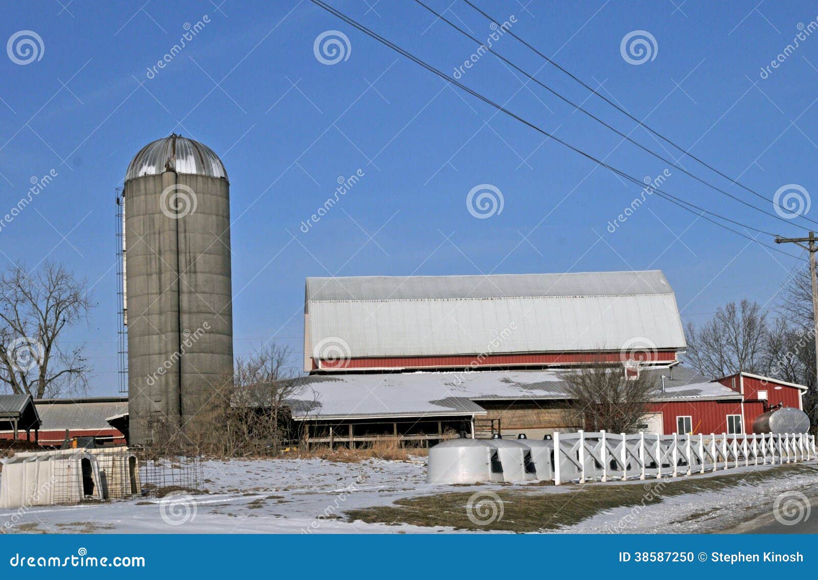 Ohio dairy farm stock photo. Image of brick, silo, farm 38587250
