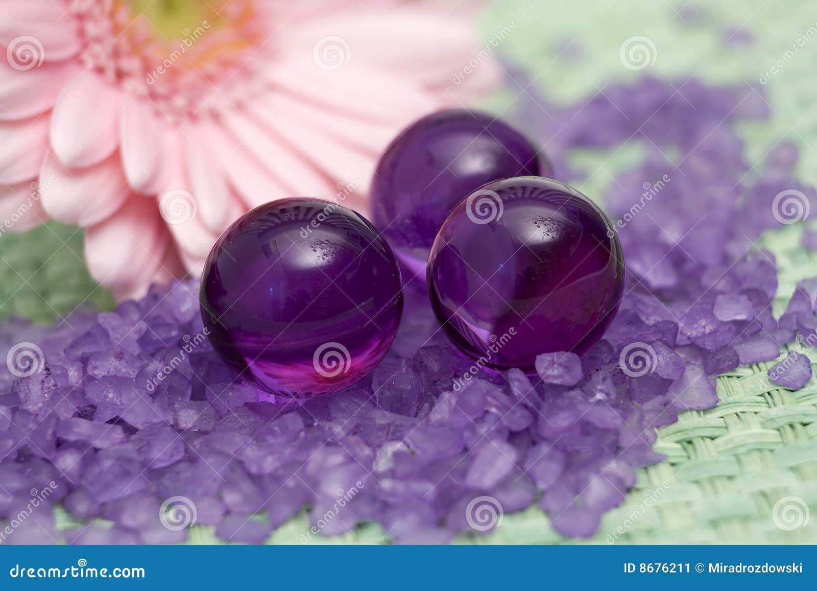 Oil bath pearls stock image. Image of accessory, skin 8676211