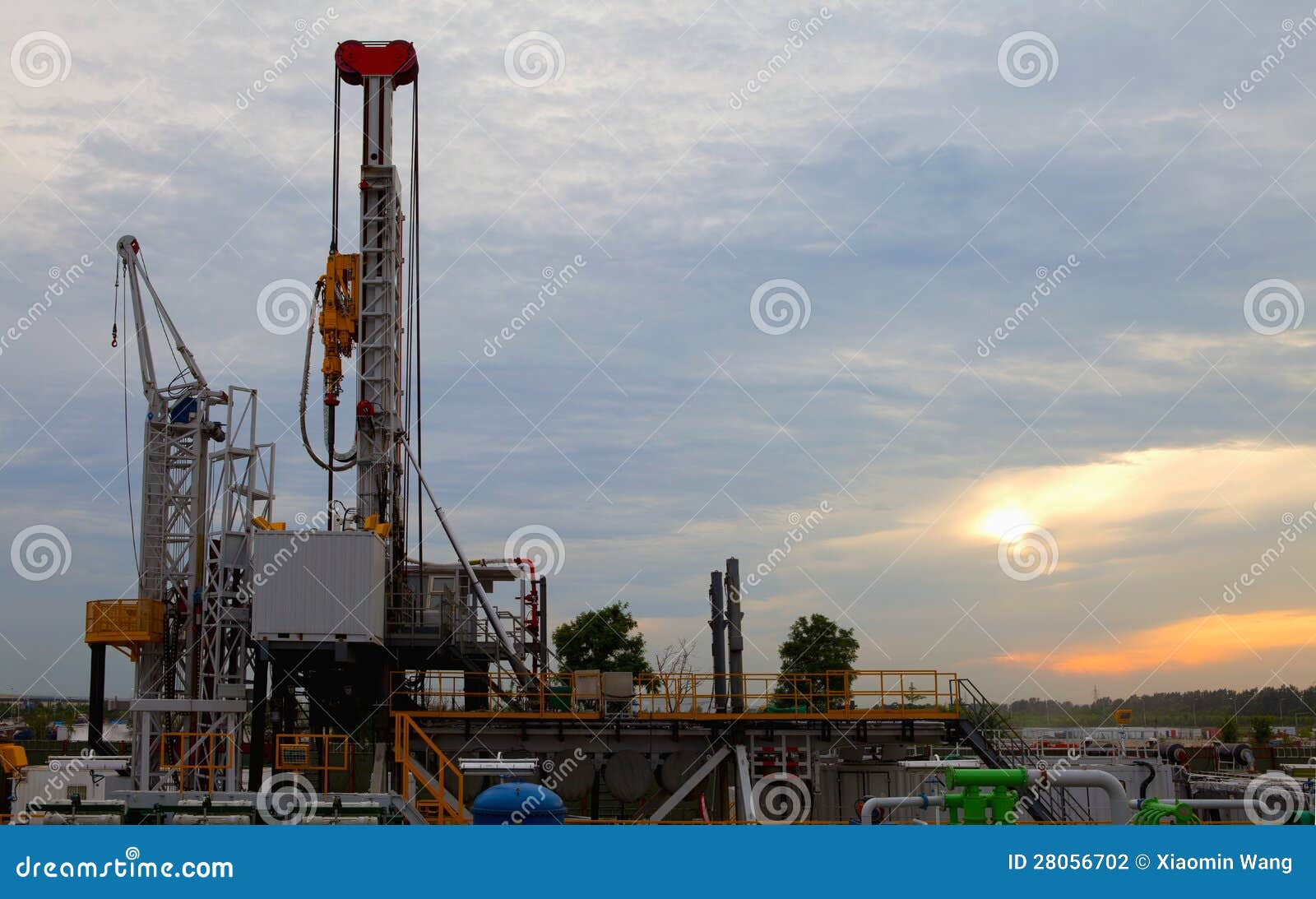 Oil derrick stock photo. Image of engineering, operation 28056702