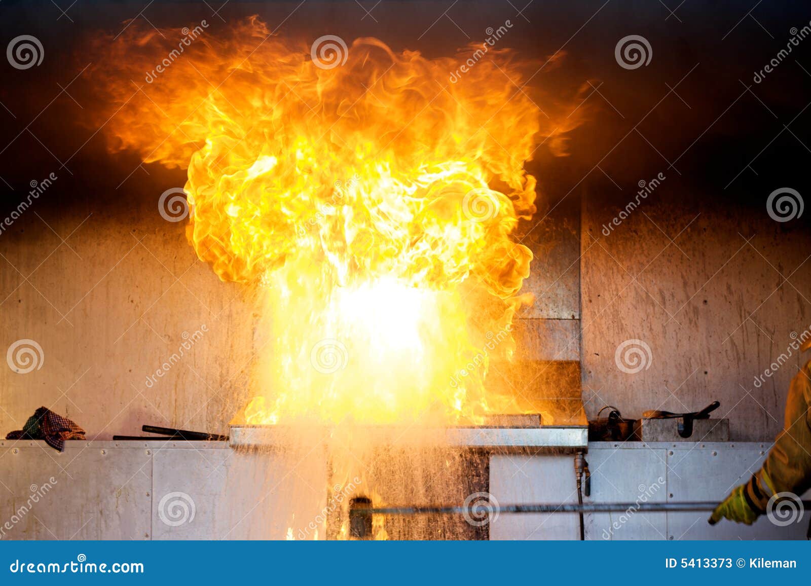 Oil Explosion In A Kitchen Fire Stock Photos Image 5413373