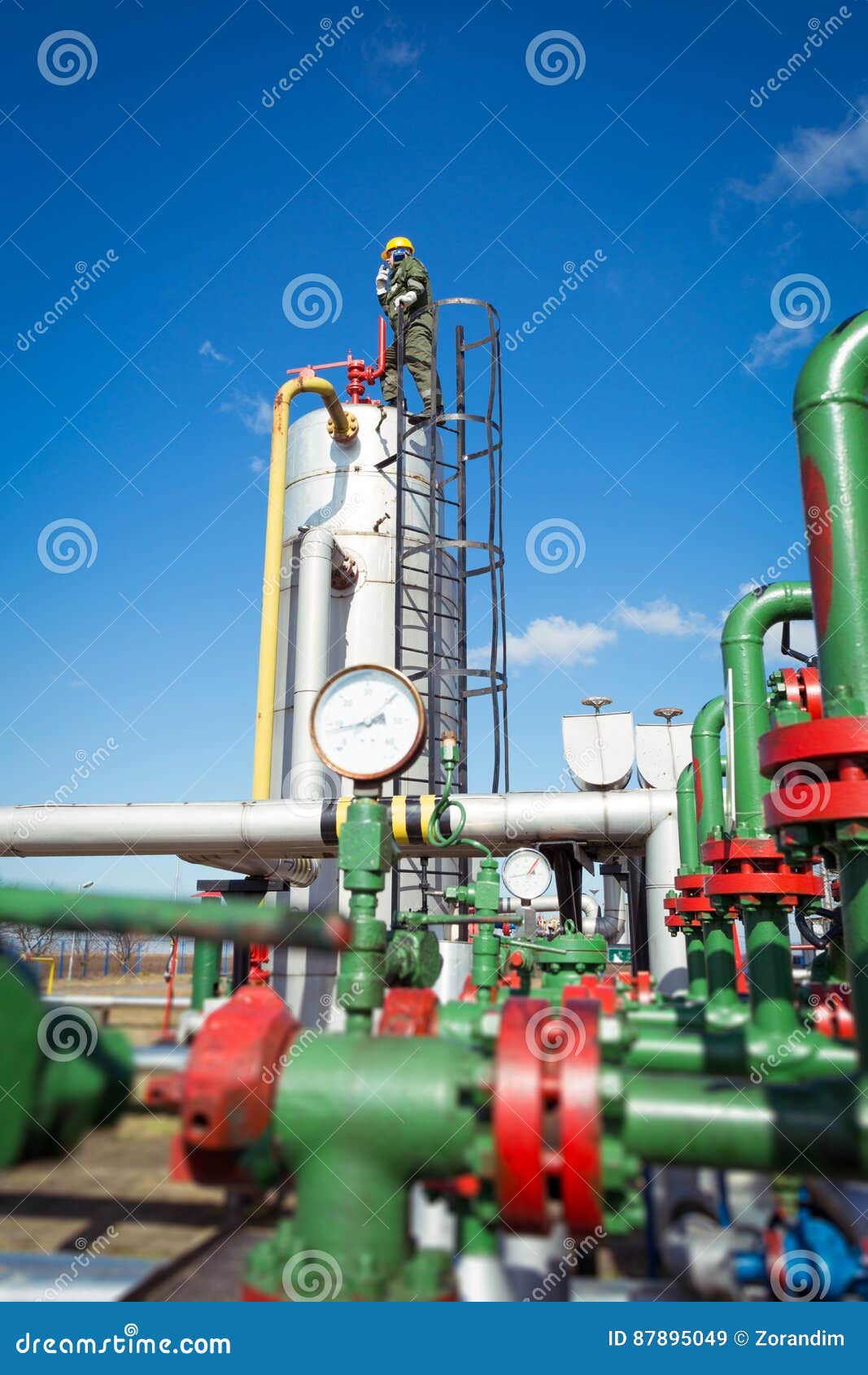 Oil and Gas Industry Worker Stock Image Image of chemical, engineer