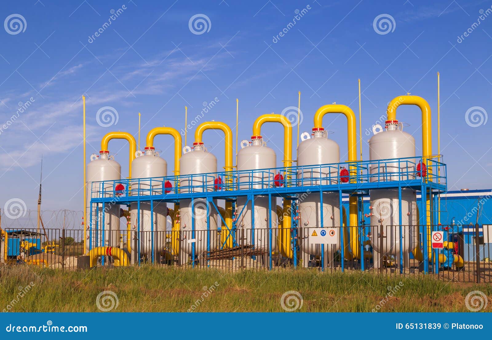 Oil and Gas Processing Plant. Stock Image Image of metal, chemical