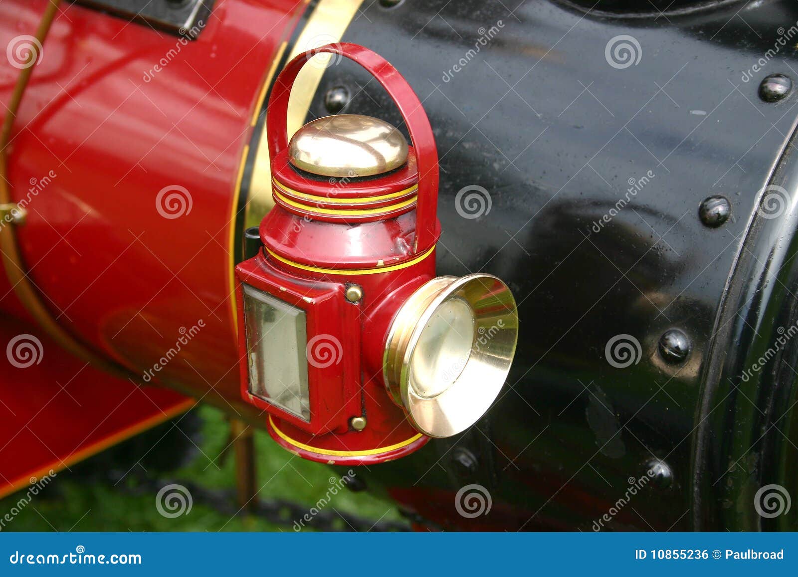 Oil lamp stock photo. Image of lens, light, lamp, burn 10855236