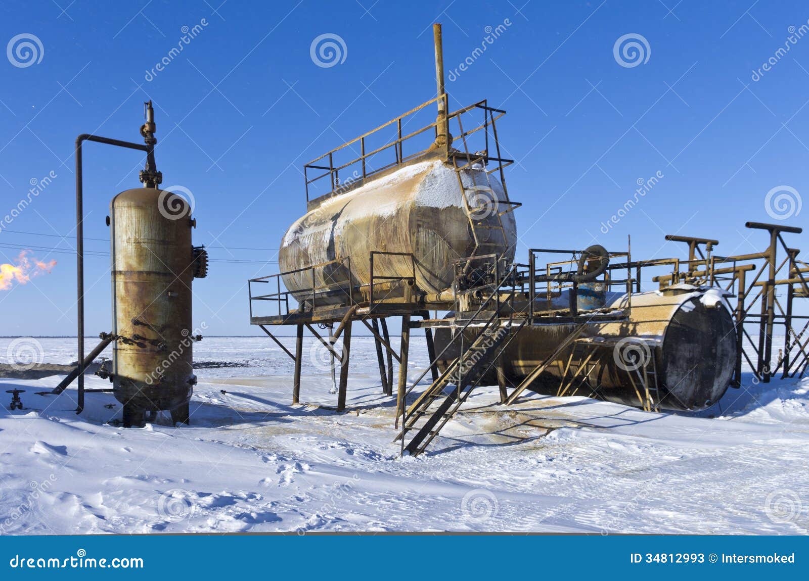 Oil tank stock image. Image of drilling, torch, operate 34812993