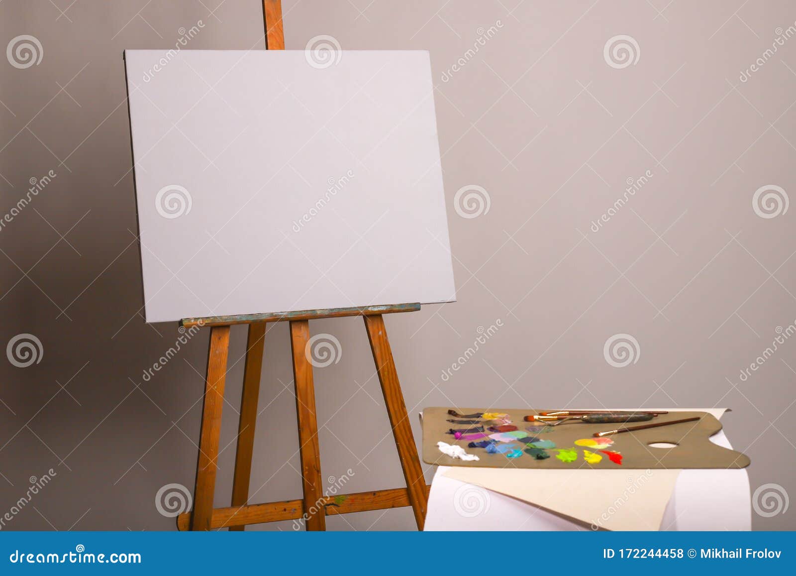 Close-up Of Artist Starting To Paint On A Blank Canvas On An Easel, Ready  For Adding Your Own Image Or Text Or Design Stock Photo, Picture and  Royalty Free Image. Image 16428239.
