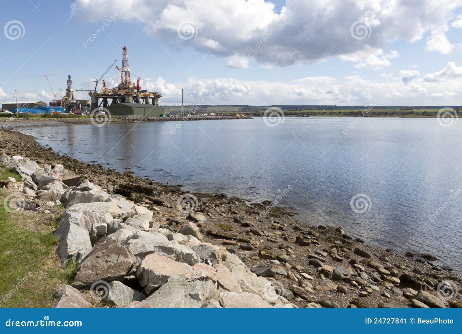 Oil Rig, Invergordon stock image. Image of invergordon 24727841