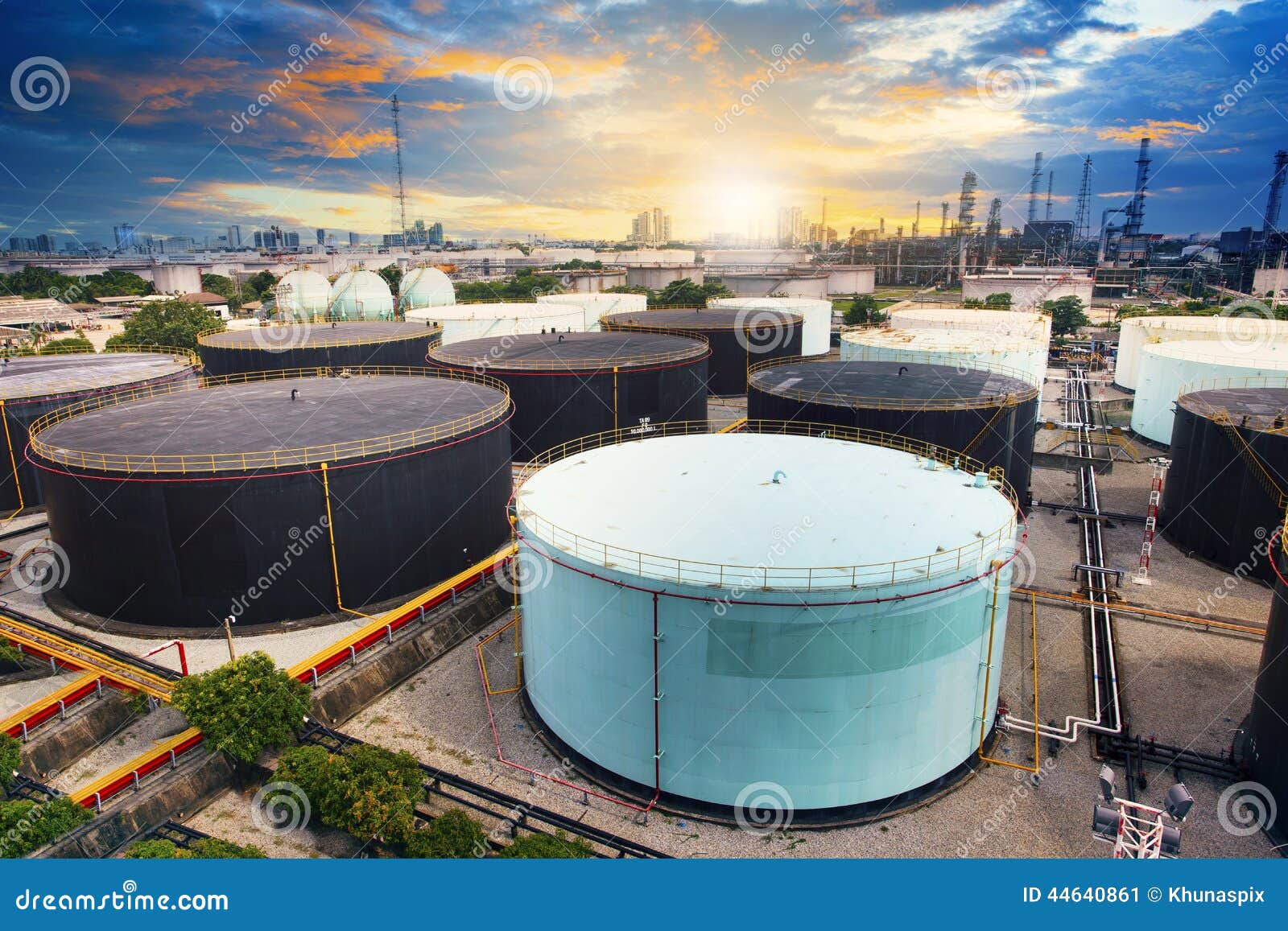 oil storage tank in petrochemical refinery industry plant in pet