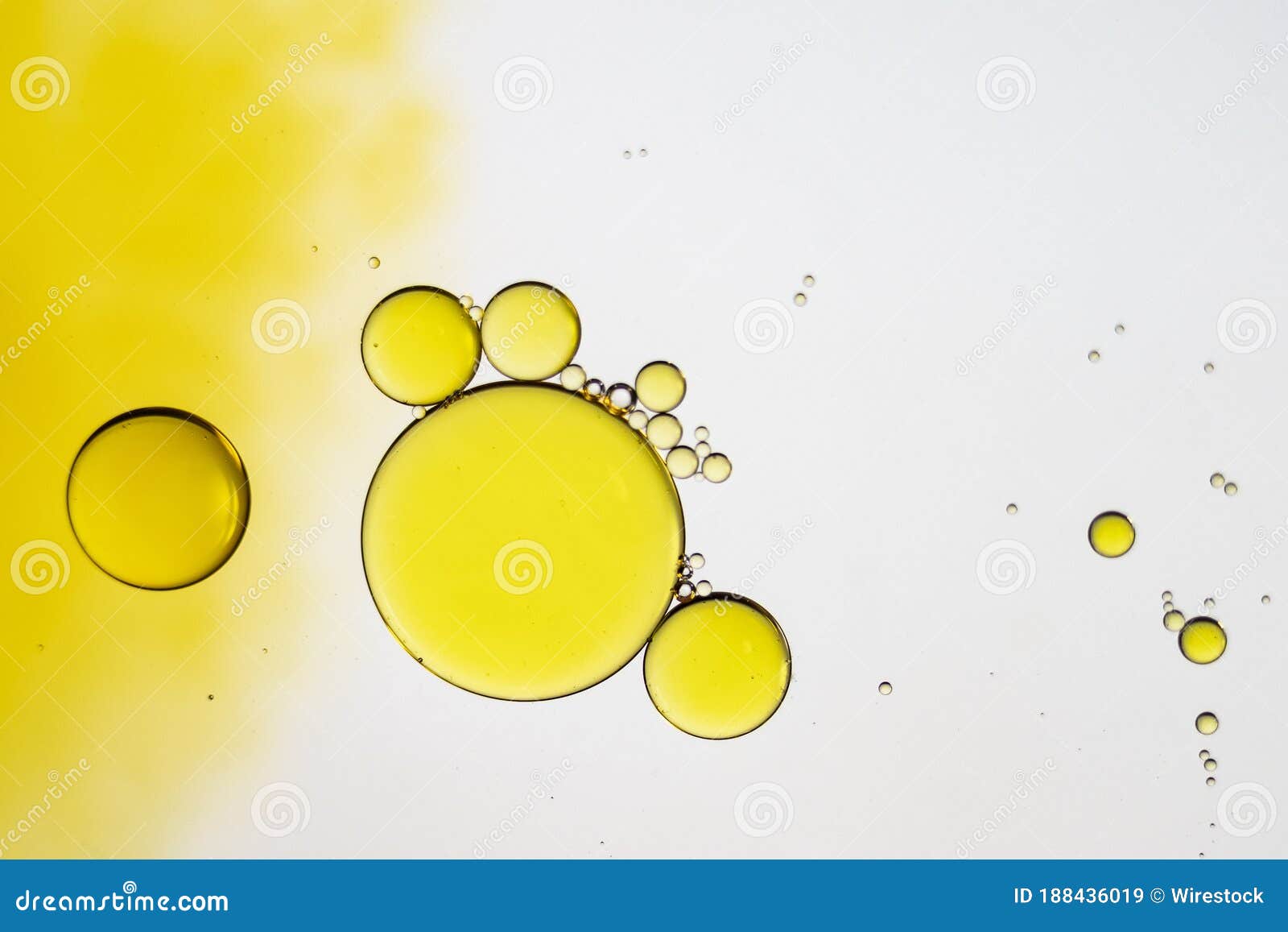 Oil on water droplets stock image. Image of creativity 188436019