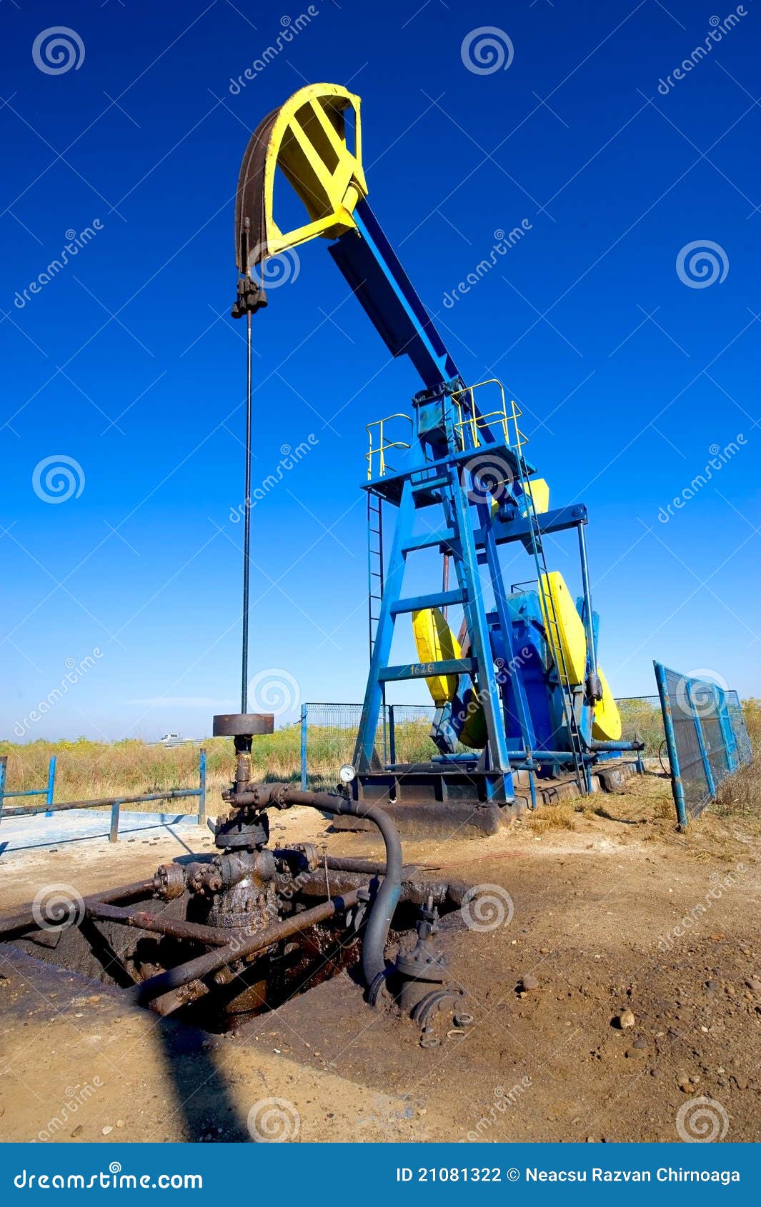 Oil well stock photo. Image of drilling, equipment, machinery 21081322