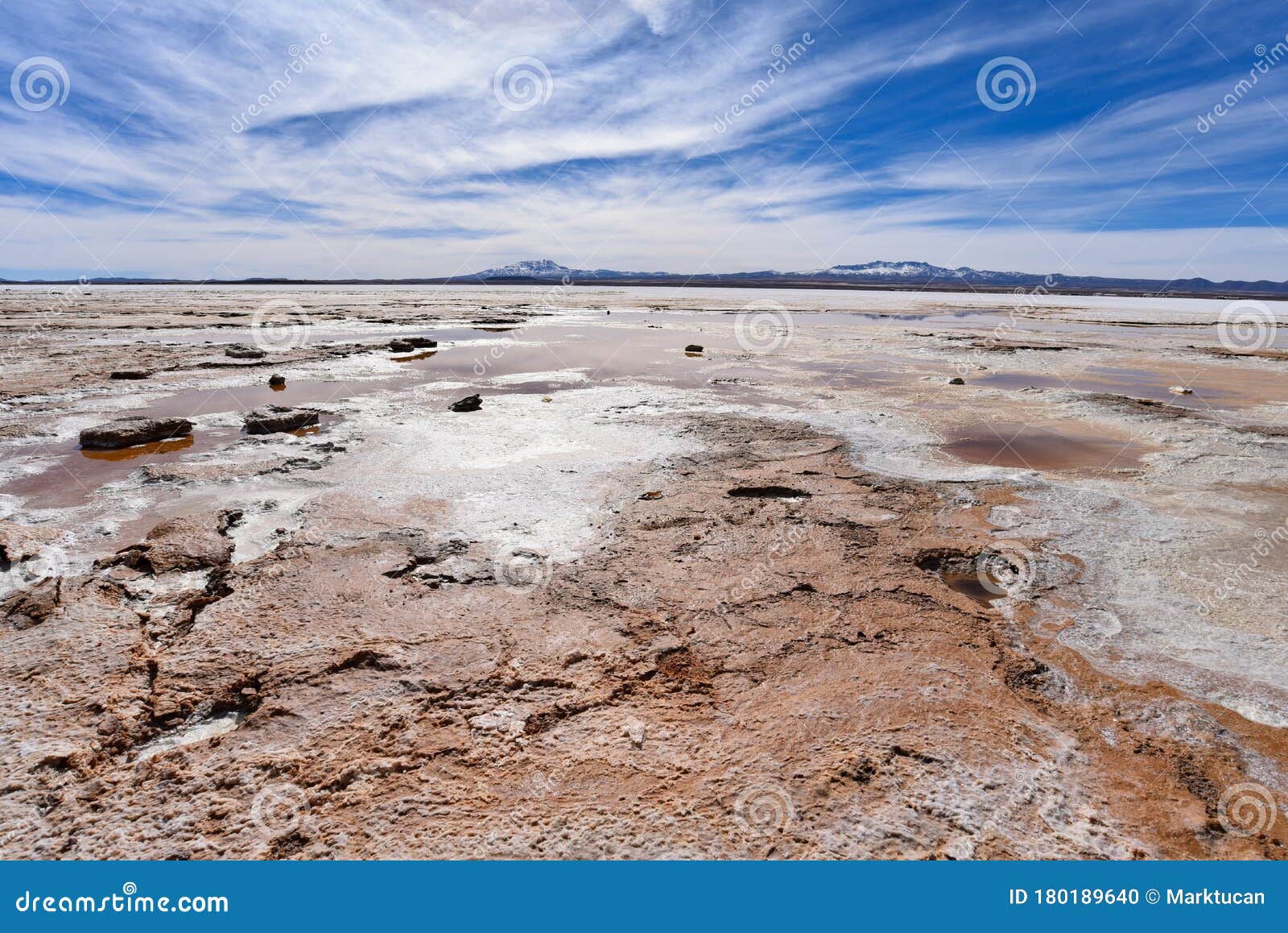ojos del sal, volcanic formations on the edge of the salar de uyuni, near the town of colchani, uyuni, bolivia
